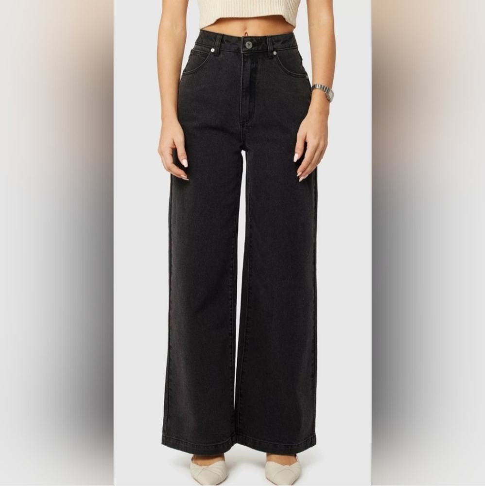 Abrand Jeans High and Wide-Leg Jeans